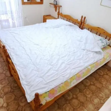 Pinna #95 Traditional Greek * Nea Plagia